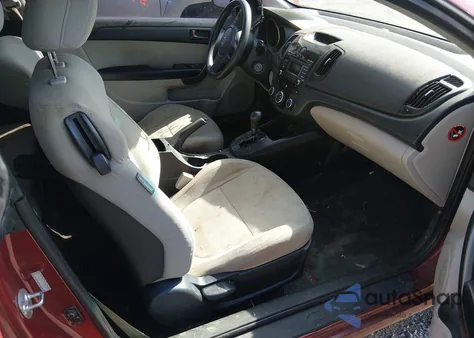 2010 Kia Forte Koup Ex z USA, uszkodzony, nr VIN KNAFU6A28A5262433